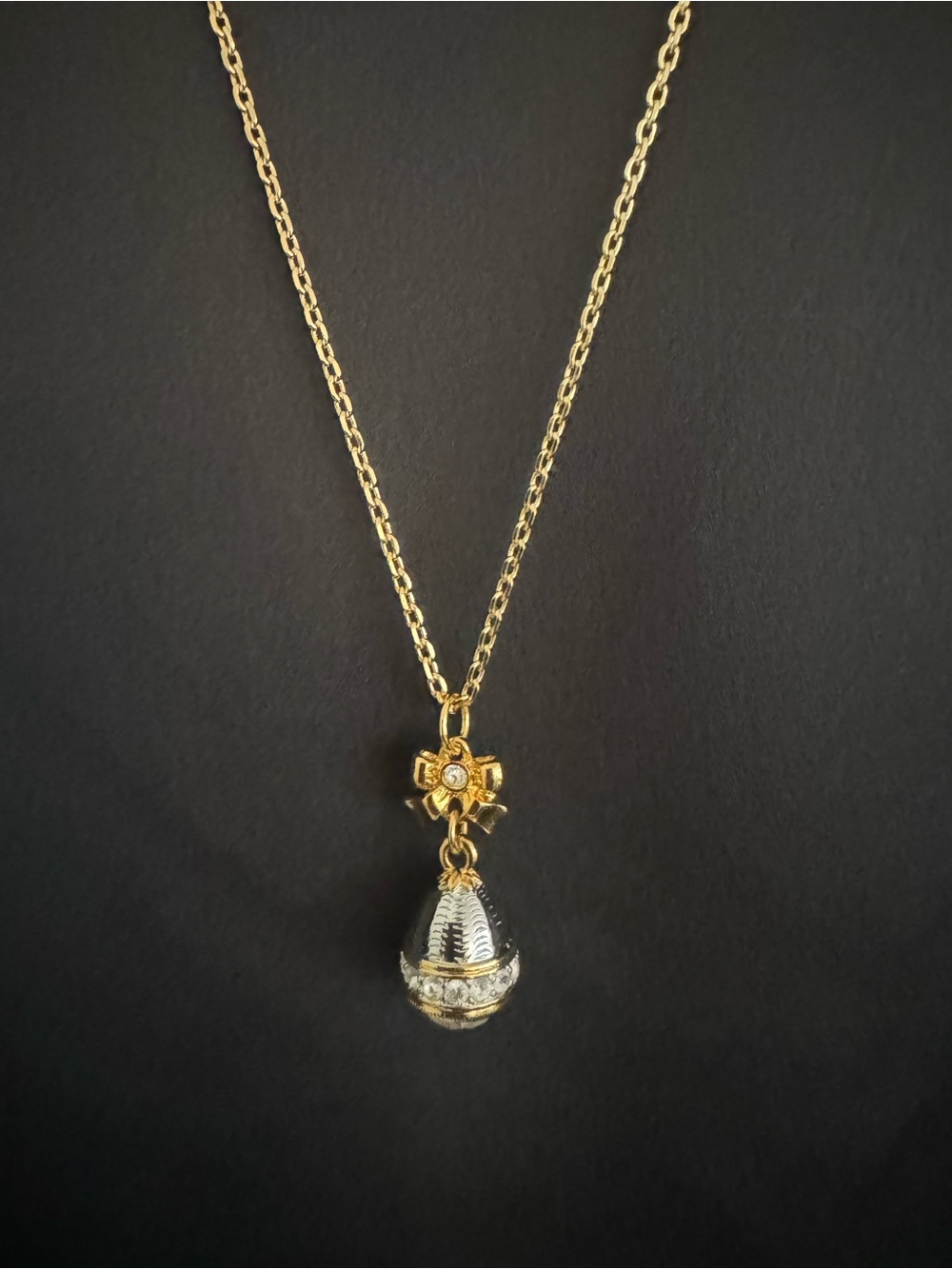 Vintage Joan Rivers Petite Crystal Egg Pendent Necklace
